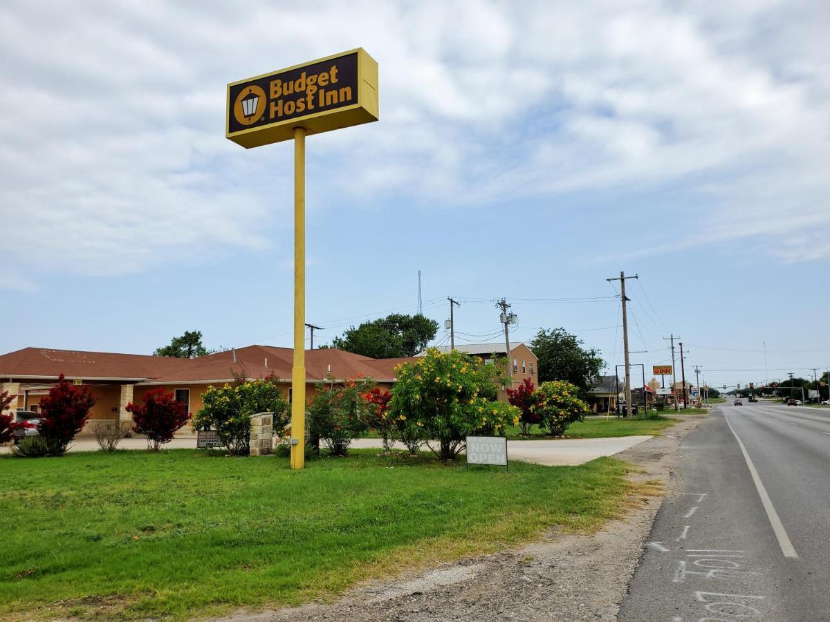 Atria Inn & Suites By Oyo, Jourdanton, Tx المظهر الخارجي الصورة