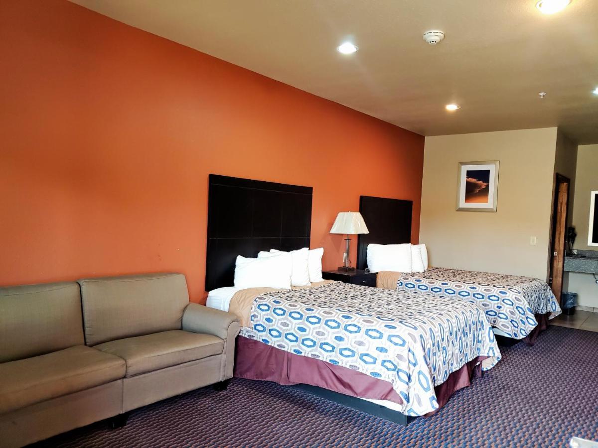 Atria Inn & Suites By Oyo, Jourdanton, Tx المظهر الخارجي الصورة